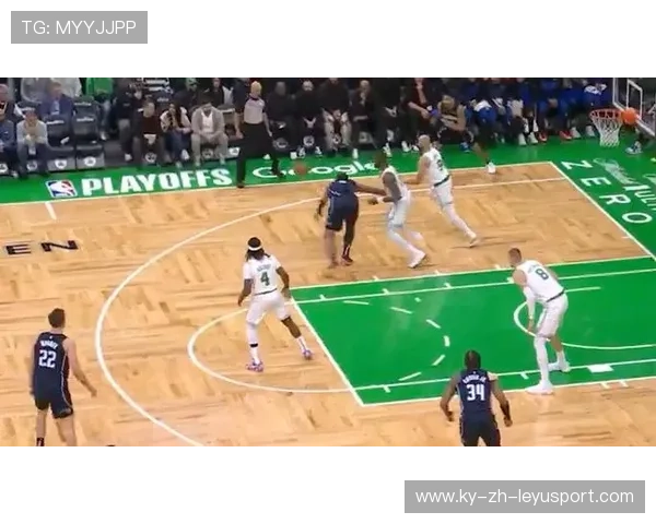 怀特抢断反击点燃主场